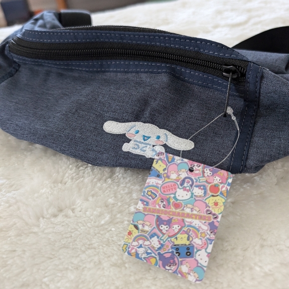 NWT Sanrio Cinnamoroll Crossbody Sling Bag - Picture 7 of 10